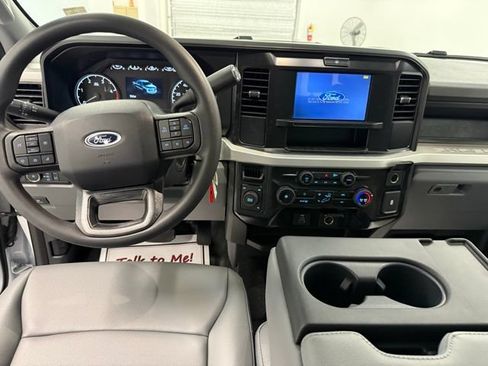 New 2026 Ford F350 XL w/ XL Chrome Package AWD/4WD image 15