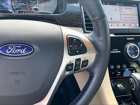 Used 2017 Ford Taurus Limited image 12