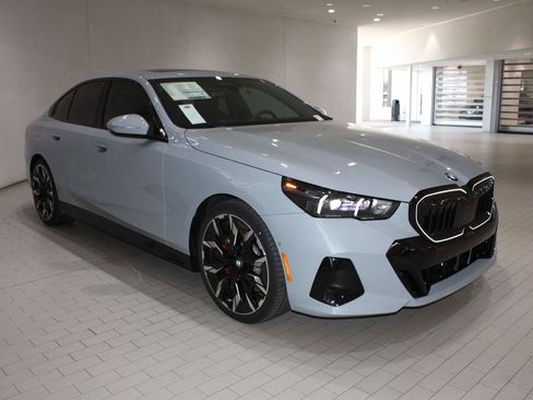 New 2026 BMW 530i w/ M Sport Package image 8