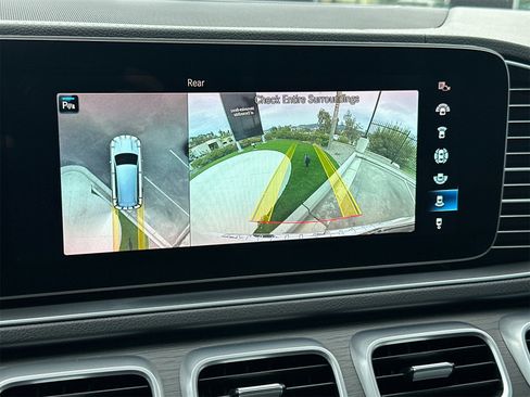 Certified 2023 Mercedes-Benz GLS 450 4MATIC image 24