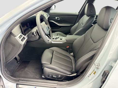 New 2026 BMW 330i Sedan w/ M Sport Package RWD image 18
