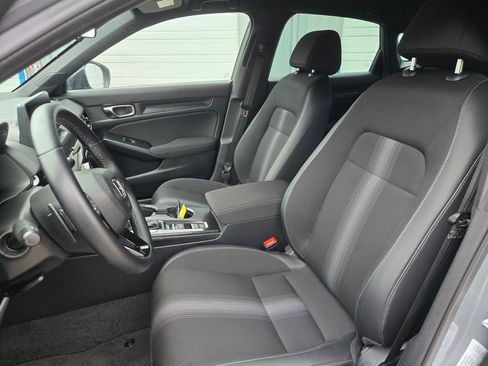 Used 2025 Honda Civic Sport image 10
