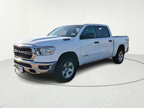 Used 2023 RAM 1500 Lone Star AWD/4WD image 2