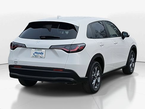 Used 2026 Honda HR-V LX image 7