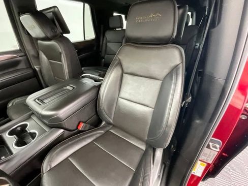 Used 2023 Chevrolet Tahoe High Country AWD/4WD image 11
