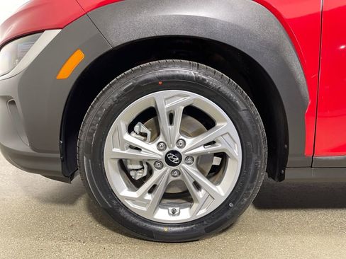 Used 2023 Hyundai Kona SEL image 11