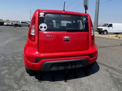 Used 2013 Kia Soul FWD image 7