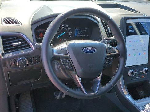 Used 2024 Ford Edge Titanium w/ Equipment Group 301A image 15
