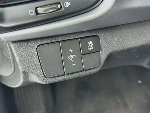 Used 2022 Kia Rio S FWD image 17