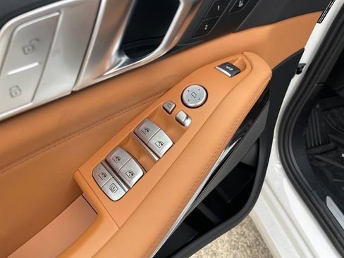 New 2026 BMW X7 xDrive40i image 10