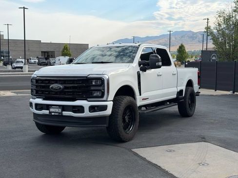 Used 2024 Ford F350 Lariat w/ Lariat Ultimate Package AWD/4WD image 6