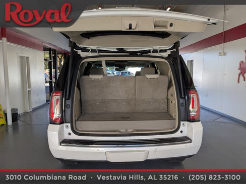 Used 2019 GMC Yukon Denali w/ Denali Ultimate Package image 13