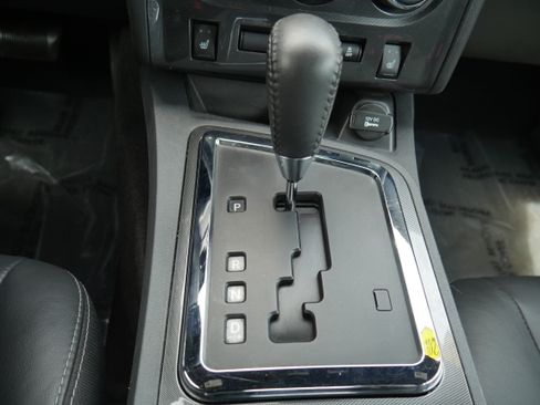 Used 2011 Dodge Challenger RWD image 20