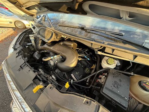 Used 2015 Ford Transit 350 XLT image 33