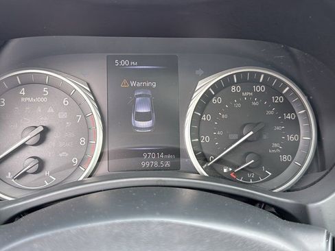 Used 2018 INFINITI Q50 Luxe image 25