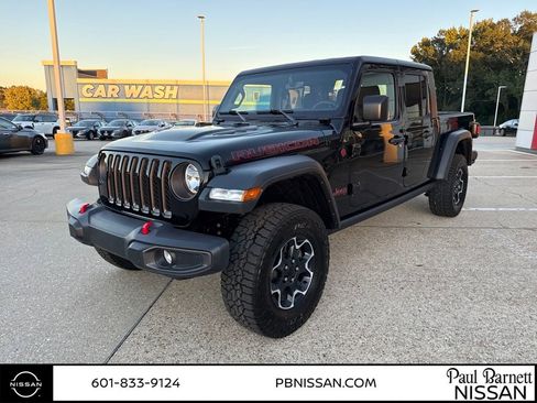 Used 2023 Jeep Gladiator Rubicon w/ Trailer Tow Package image 11