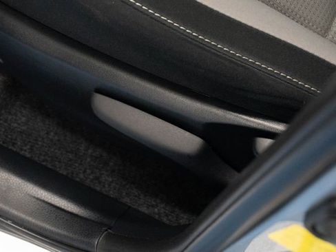 Used 2018 Toyota RAV4 XLE image 17