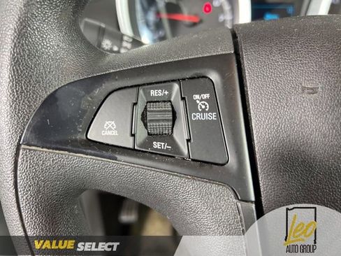 Used 2017 Chevrolet Equinox LS FWD image 16