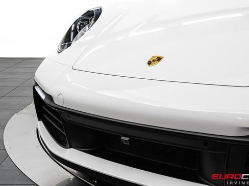 Used 2024 Porsche 911 Carrera S RWD image 11