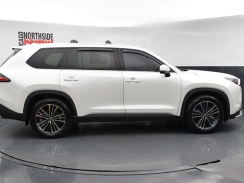 Used 2024 Toyota Grand Highlander AWD Hybrid image 5