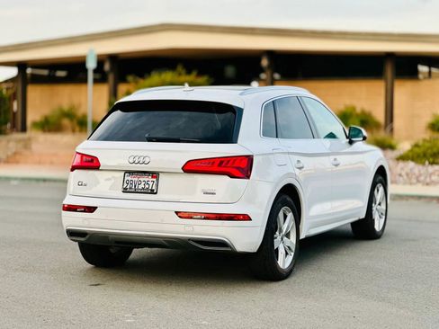 Used 2018 Audi Q5 2.0T Premium Plus w/ Premium Plus Package AWD/4WD image 5