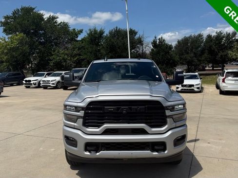 Used 2026 RAM 2500 Big Horn AWD/4WD image 2
