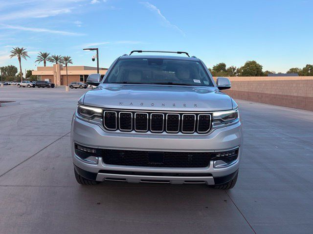 Used 2022 Jeep Wagoneer Series II w/ Premium Group I RWD image 2