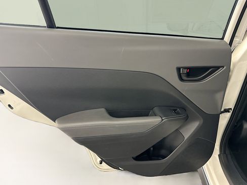 Used 2024 Subaru Crosstrek 2.0i Premium image 27