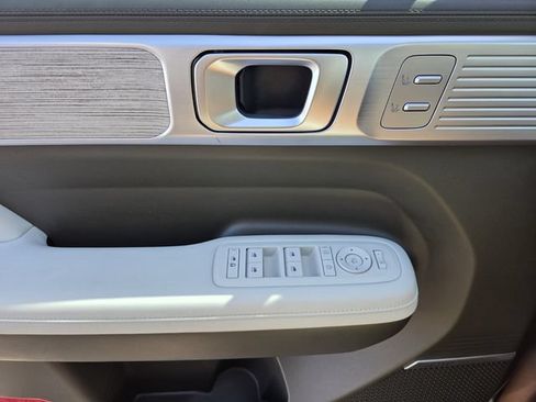 Used 2025 Hyundai Santa Fe Calligraphy FWD image 19