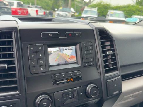 Used 2018 Ford F150 XL w/ Equipment Group 101A Mid AWD/4WD image 14