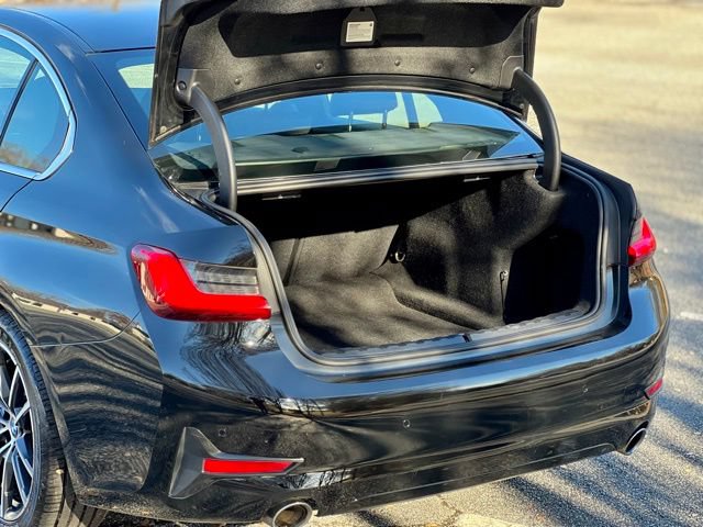 Used 2021 BMW 330i Sedan w/ Convenience Package RWD image 45