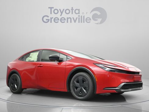 Used 2025 Toyota Prius LE FWD image 20