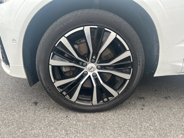 Certified 2023 Volvo XC60 B6 Ultimate w/ Climate Package AWD/4WD image 9