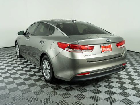 Used 2016 Kia Optima LX FWD image 4