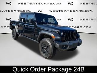 Used 2021 Jeep Gladiator Sport w/ Auxiliary Switch Group video 2