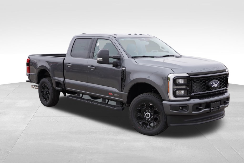 New 2027 Ford F350 Lariat w/ Black Appearance Package AWD/4WD image 1