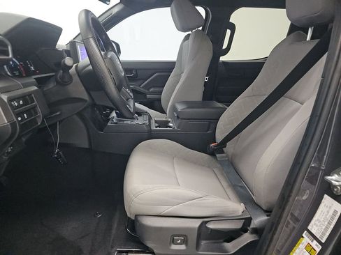 Used 2024 Toyota Tacoma SR5 image 4