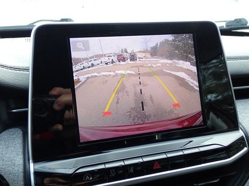 Used 2022 Jeep Compass Latitude w/ Convenience Group image 26