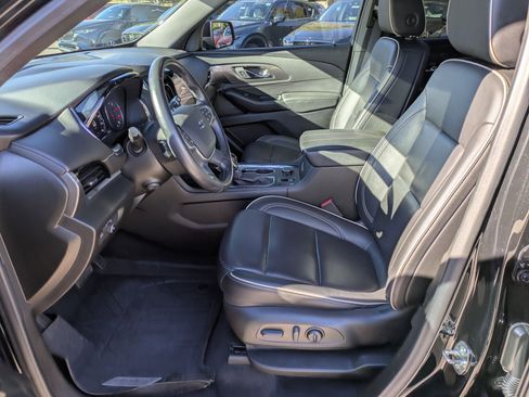 Used 2022 Chevrolet Traverse Premier w/ LPO, Floor Liner Package image 17