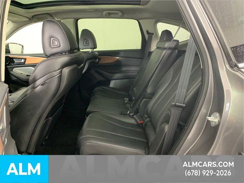 Used 2022 Acura MDX SH-AWD image 27