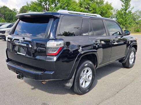 Used 2018 Toyota 4Runner SR5 RWD image 7
