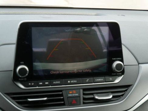 Certified 2023 Nissan Altima 2.5 SR FWD image 18