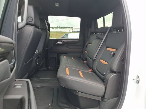 New 2026 GMC Sierra 2500 AT4 w/ Technology Package AWD/4WD image 5