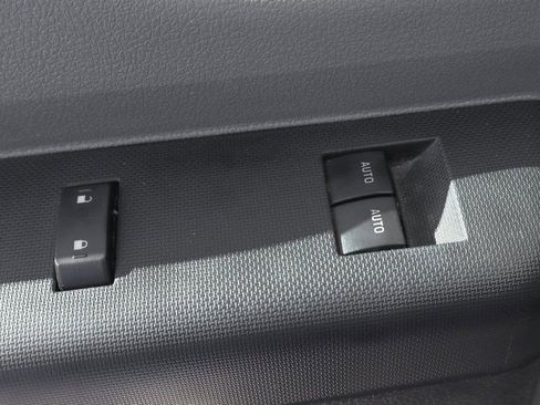 Used 2013 Ford F550 2WD Regular Cab Super Duty w/ Payload Upgrade Pkg image 24