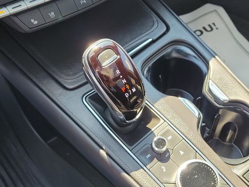 Used 2023 Cadillac XT4 Premium Luxury FWD image 30