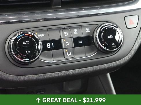 Used 2025 Buick Envista Preferred image 26