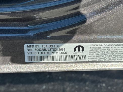 New 2026 RAM 3500 Laramie AWD/4WD image 27