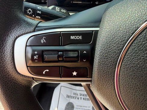 Used 2025 Kia K5 LXS image 8