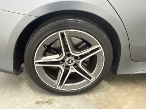 Used 2019 Mercedes-Benz CLS 450 4MATIC w/ Driver Assistance Package image 11