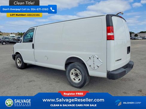 Used 2012 GMC Savana 2500 RWD image 3